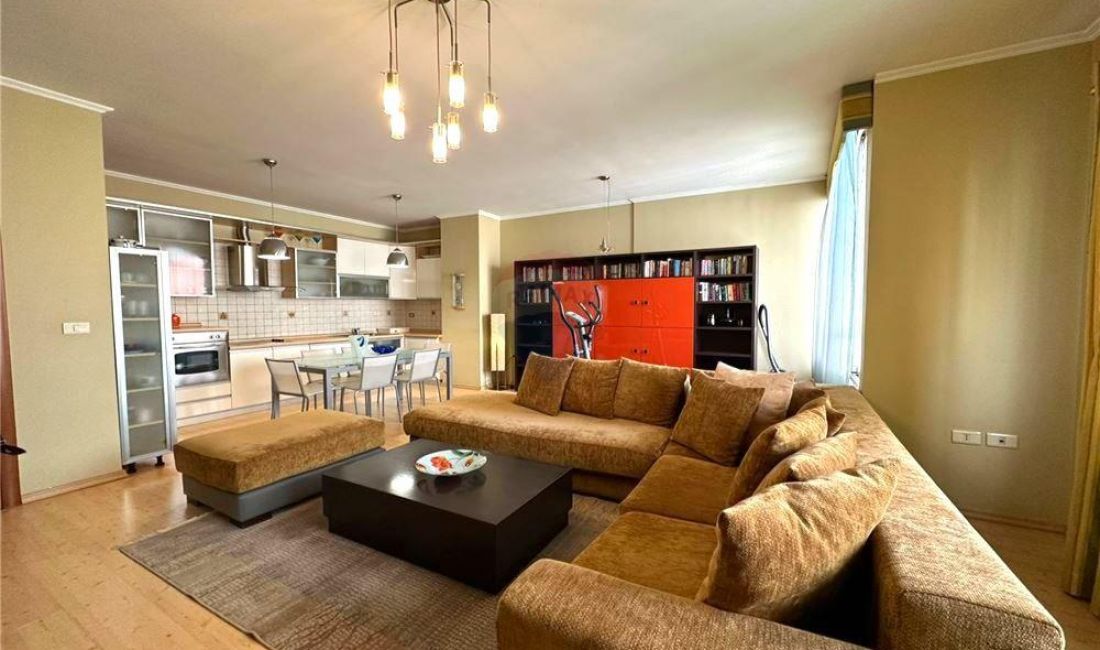 Shtepi me qera Apartament ne Tirane, 2+1, Mobilimi E mobiluar, Pagesa 650  Euro.