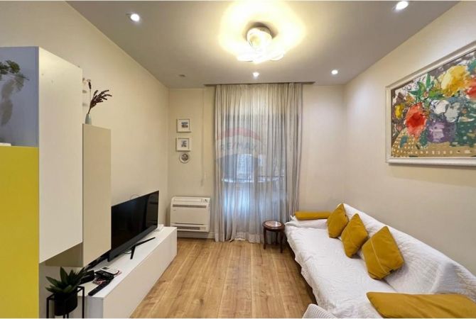 APARTAMENT MODERN 2+1 ME QIRA TE SHALLVARET