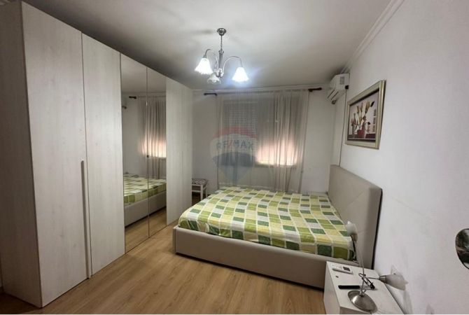 Shtepi me qera Apartament ne Tirane, 1+1, Mobilimi E mobiluar, Pagesa 450  Euro.