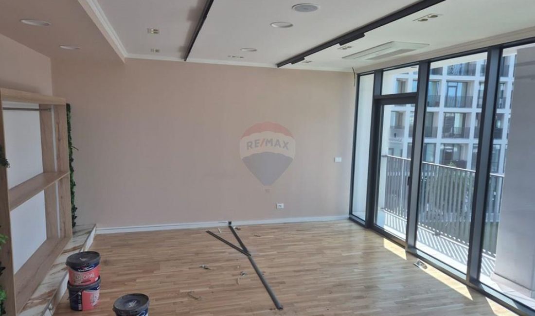 AMBIENT PER ZYRA PER QIRA TEK LAKE VIEW !