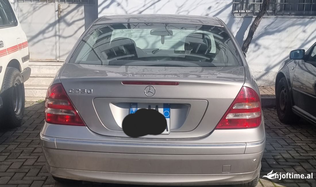 Auto in Vendita a Tirana, Mercedes-Benz, 2007 gasoline-gas,Kambio Automatik Pagamento 5,300  Euro.