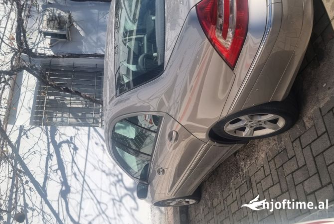 Auto in Vendita a Tirana - 5,300 Euro