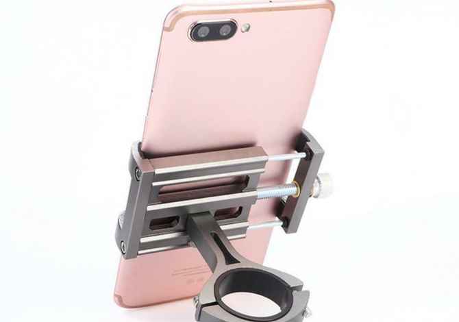 Electronic Accessories in Tirana - 1,300 Leke