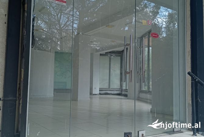 Business Property in Sale 1+1 in Tirana - 155,000 Euro
