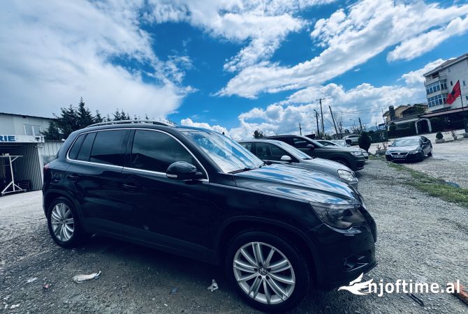 Auto in Vendita a Tirana - 8,500 Euro