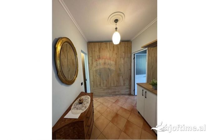 Apartament 2+1 Xhenzife Keko