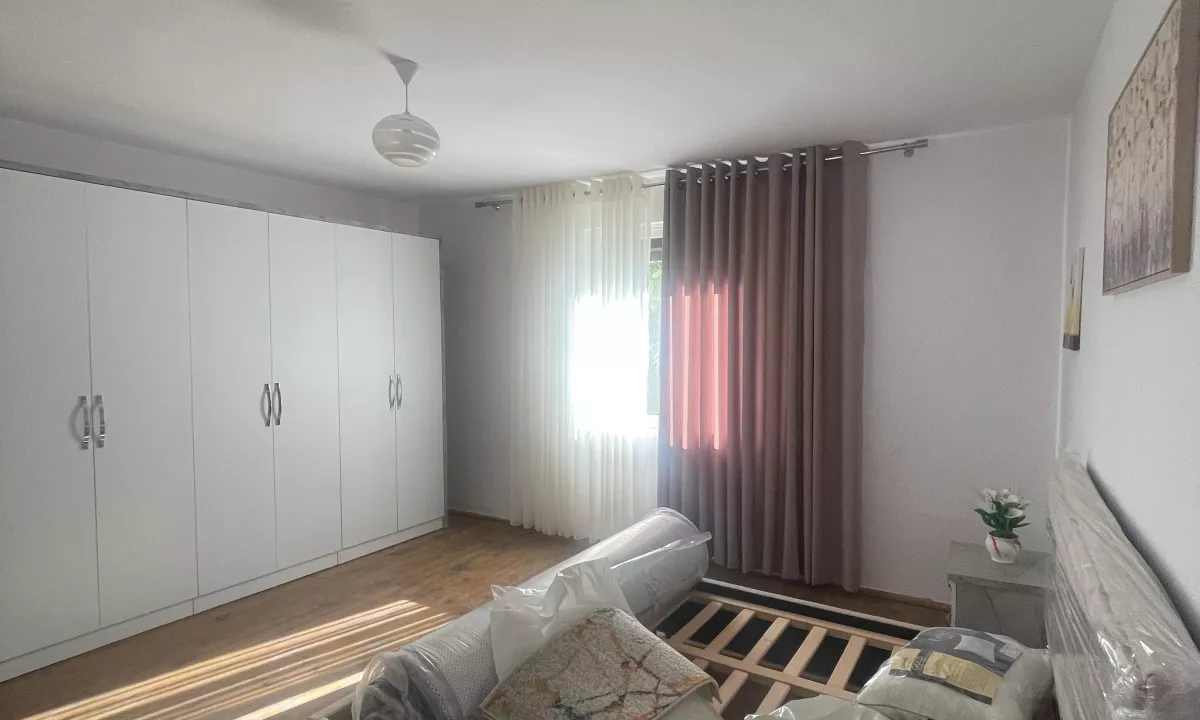 Apartment for rent in Tirana 1+1, Furnished