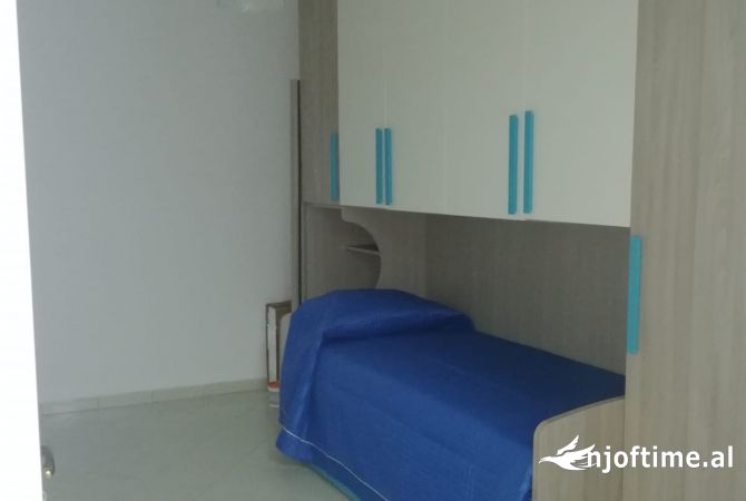 Shtepi ne shitje Apartament ne Sarande, 2+1, Mobilimi E mobiluar, Pagesa 125,000  Euro.