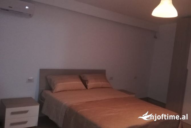 Shtepi ne shitje Apartament ne Sarande, 2+1, Mobilimi E mobiluar, Pagesa 125,000  Euro.