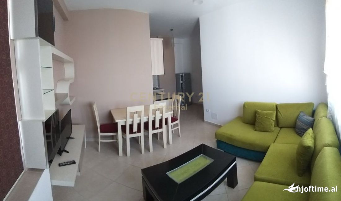 Shtepi ne shitje Apartament ne Tirane, 2+1, Mobilimi E mobiluar, Pagesa 117,000  Euro.