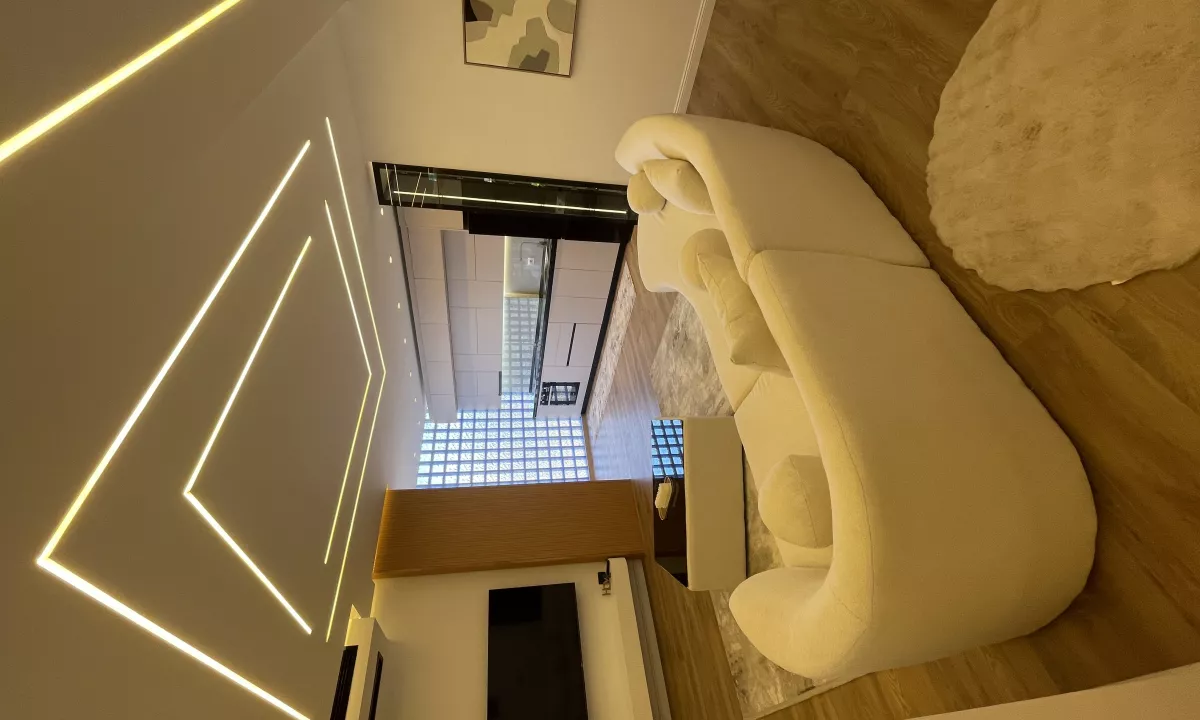 Shtepi ne shitje Apartament ne Tirane, 2+1, Mobilimi E mobiluar, Pagesa 325,000  Euro.