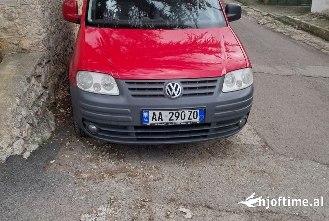 Auto in Vendita a Tirana - 450,000 Leke