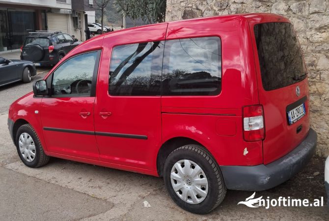 Auto in Vendita a Tirana - 450,000 Leke