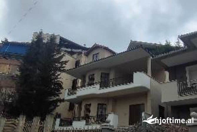 Villa di lusso in vendita a Koriza 4+1, Vuoto