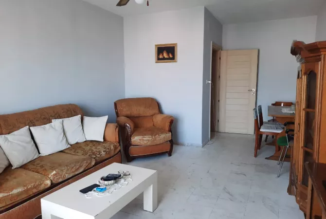 Apartament me qera 2+1