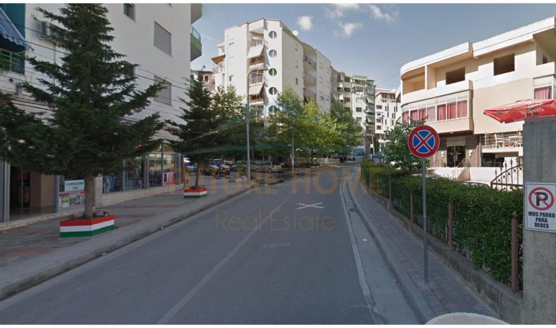 Shitet, Ambient Biznesi , Fresku, Tirane