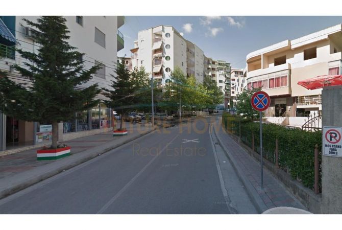Business Property in Sale 3+1 in Tirana - 82,000 Euro