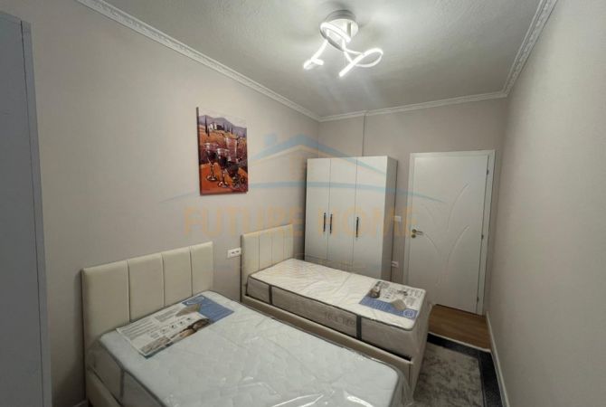 Shtepi ne shitje Apartament ne Tirane, 2+1, Mobilimi E mobiluar, Pagesa 175,000  Euro.