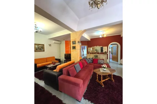 Shtepi ne shitje 3+1 ne Tirane - 169,000 Euro