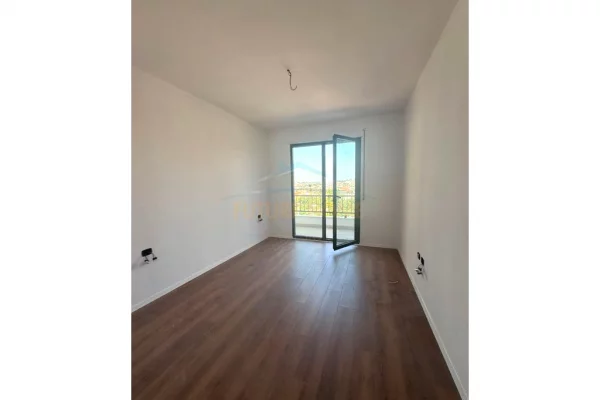 Shtepi ne shitje 1+1 ne Tirane - 155,000 Euro