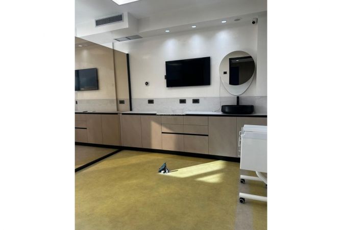 Business Property in Sale 3+1 in Tirana - 295,000 Euro