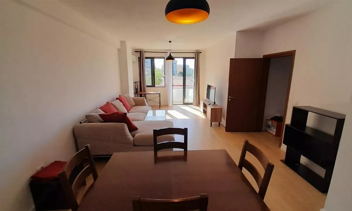 Shtepi me qera Apartament ne Tirane, 1+1, Mobilimi E mobiluar, Pagesa 600  Euro.