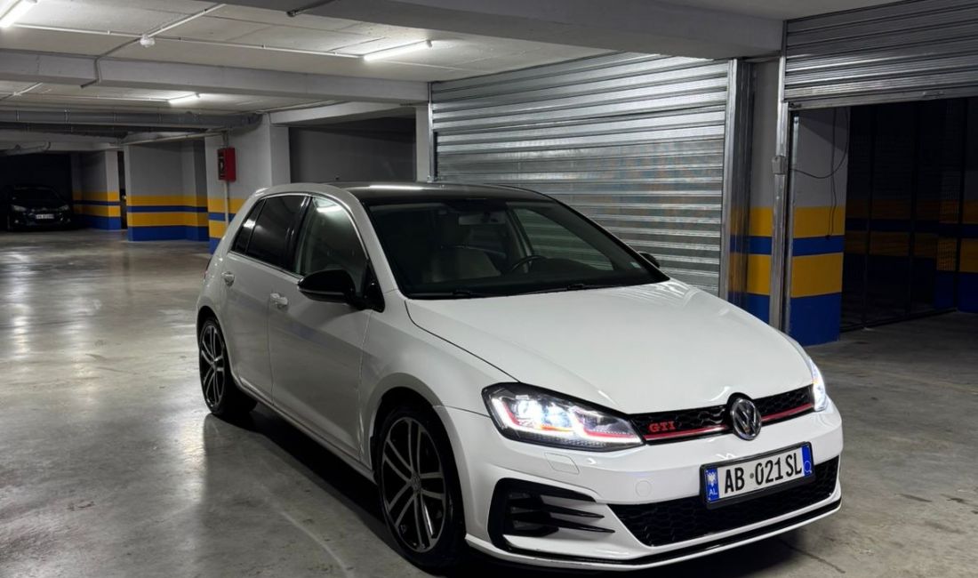 Makina ne shitje ne Tirane, Volkswagen, 2016 gasoline-gas,Kambio Automatik Pagesa 10,500  Euro.