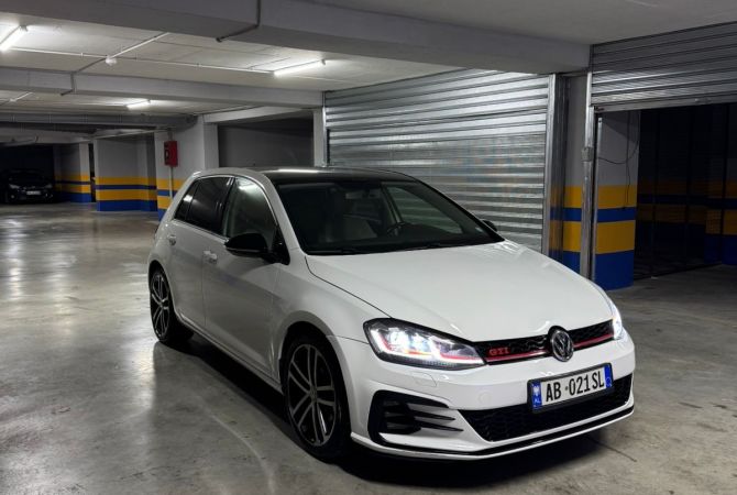 Auto in Vendita a Tirana - 10,500 Euro