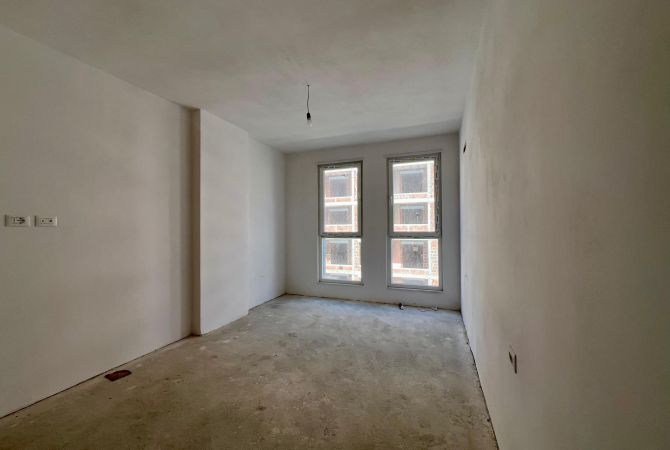 Shtepi ne shitje Apartament ne Tirane, 2+1, Mobilimi Bosh, pa mobiluar, Pagesa 104,500  Euro.