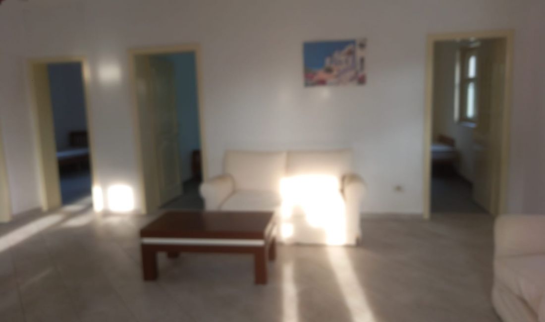 Shtepi me qera Apartament ne Tirane, 3+1, Mobilimi E mobiluar, Pagesa 500  Euro.