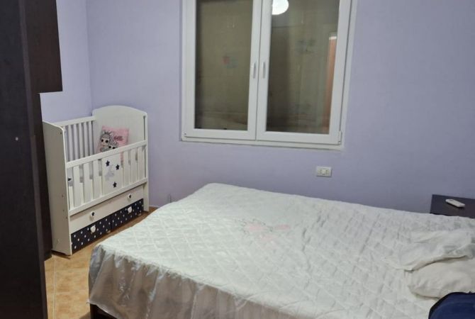 🏠 Shtepi  me qera,  Pallat i Ri  3+1   📍Stacioni Trenit / Zogu i Zi