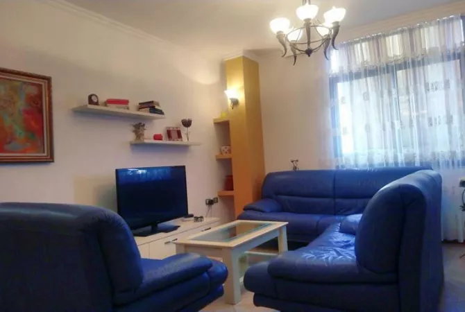 🏠 Shtepi  me qera