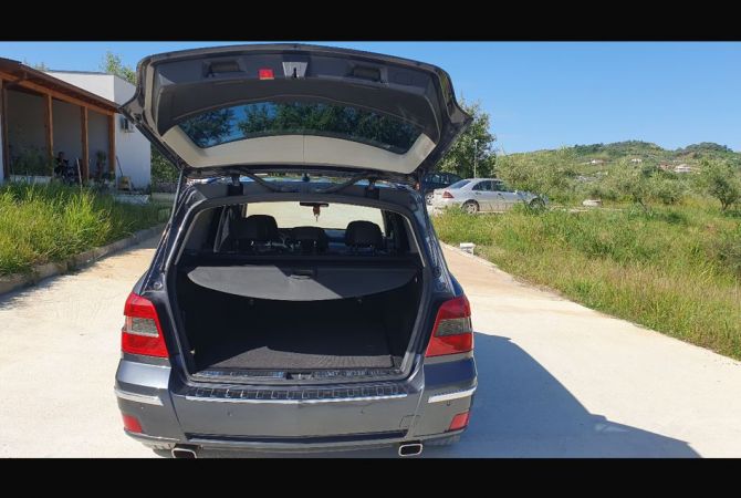 Auto in Vendita a Tirana - 9,700 Euro