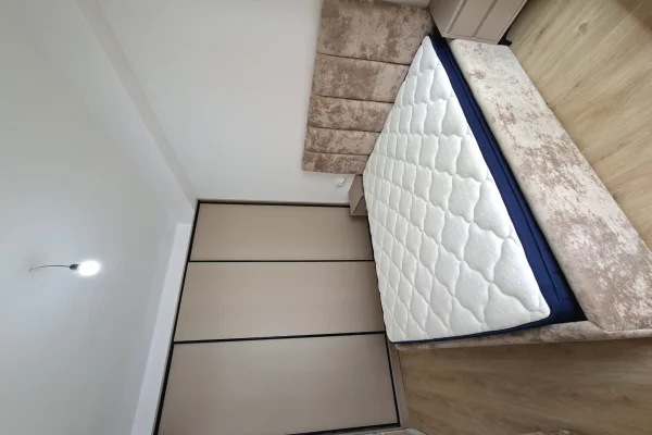 Shtepi me qera Apartament ne Tirane, 1+1, Mobilimi E mobiluar, Pagesa 500  Euro.