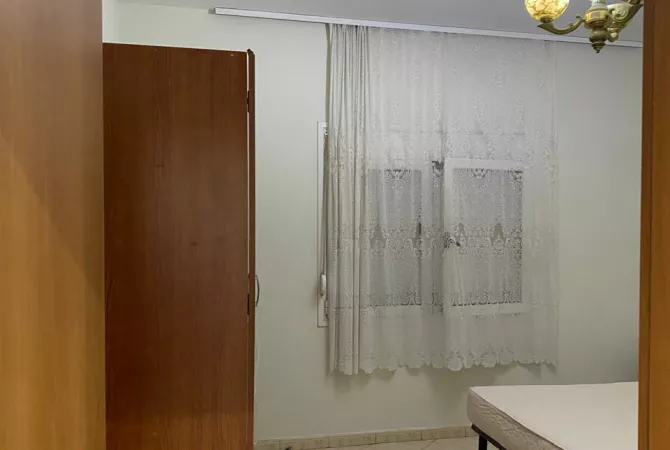 🏠 Shtepi  me qera