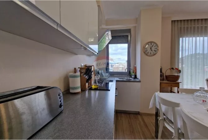 Shtepi me qera Apartament ne Tirane, 1+1, Mobilimi E mobiluar, Pagesa 550  Euro.