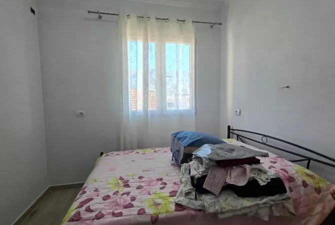 Shtepi me qera Apartament ne Tirane, 2+1, Mobilimi E mobiluar, Pagesa 470  Euro.