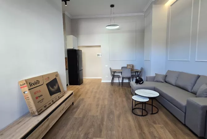 Shtepi me qera Apartament ne Tirane, 1+1, Mobilimi E mobiluar, Pagesa 550  Euro.