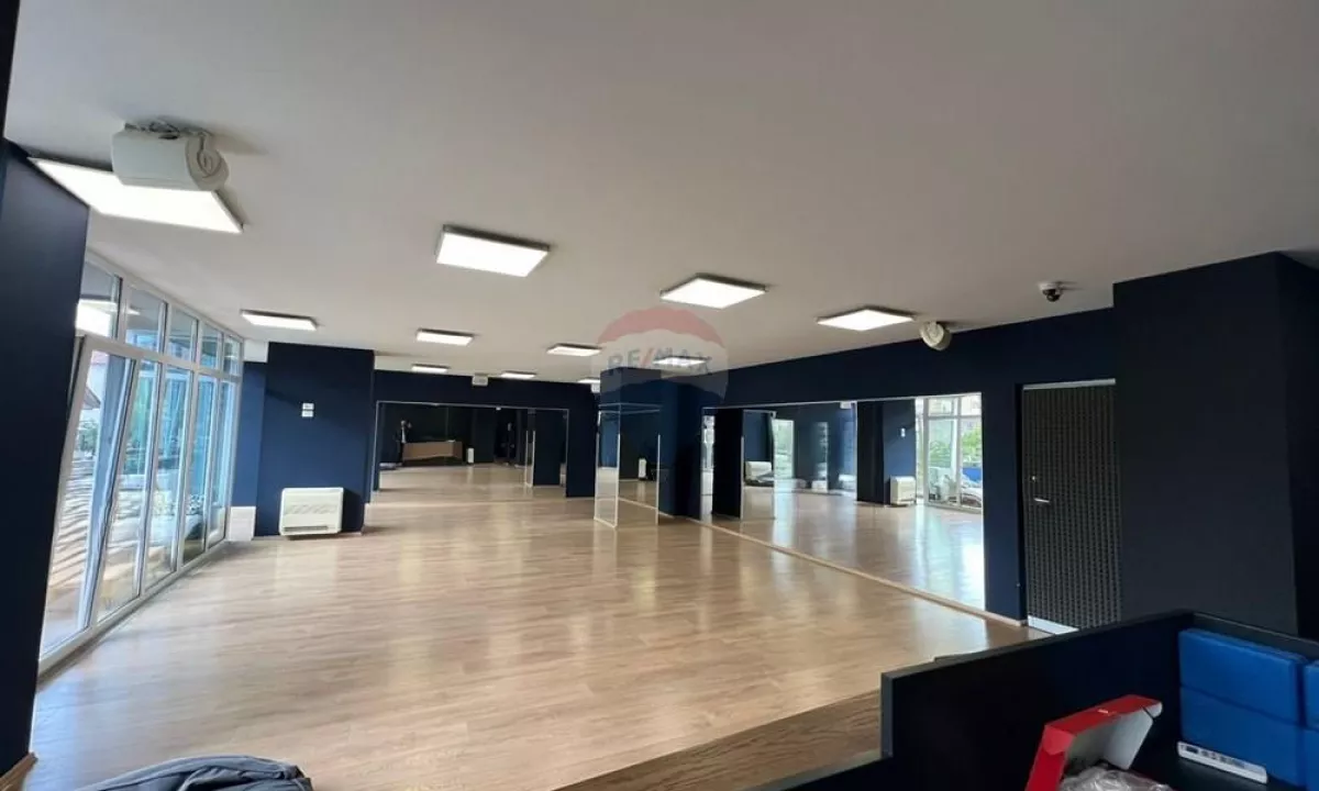 Ambjent palestre per qira tek Kika 2 