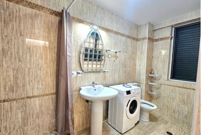 Shtepi me qera Apartament ne Tirane, 1+1, Mobilimi E mobiluar, Pagesa 600  Euro.