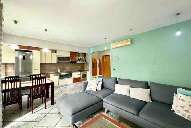 Shtepi me qera Apartament ne Tirane, 3+1, Mobilimi E mobiluar, Pagesa 850  Euro.