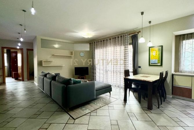 Shtepi me qera Apartament ne Tirane, 3+1, Mobilimi E mobiluar, Pagesa 850  Euro.