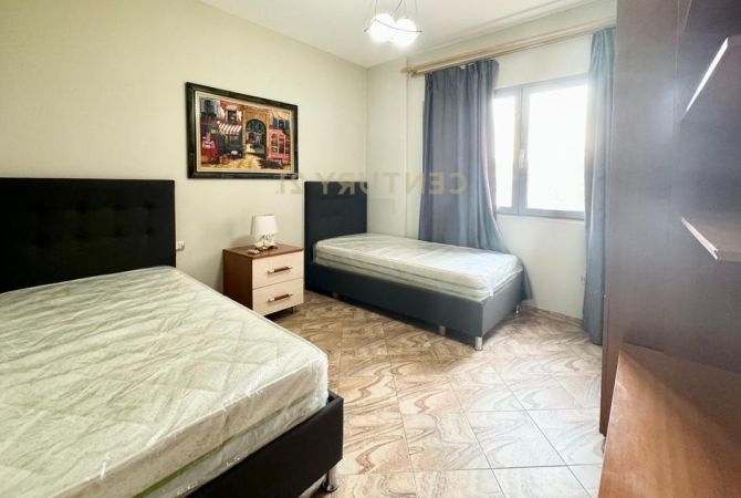 Shtepi me qera Apartament ne Tirane, 3+1, Mobilimi E mobiluar, Pagesa 850  Euro.