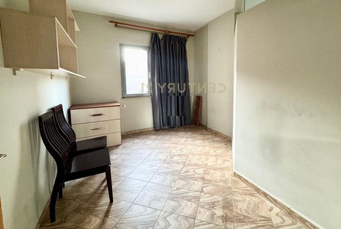 Shtepi me qera Apartament ne Tirane, 3+1, Mobilimi E mobiluar, Pagesa 850  Euro.