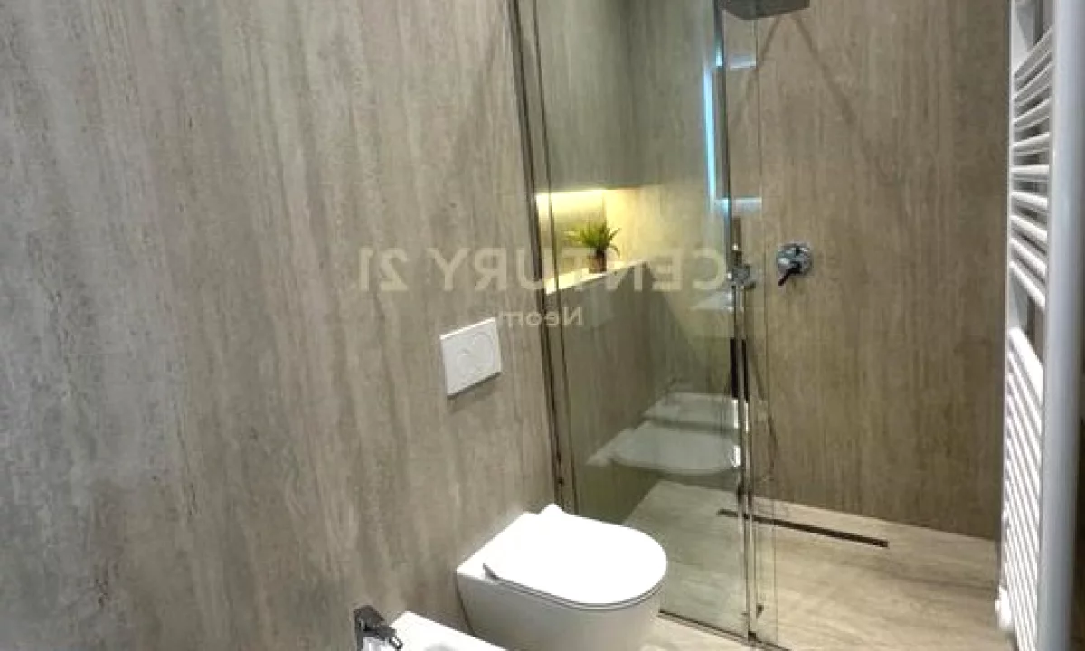 Shtepi me qera Apartament ne Tirane, 2+1, Mobilimi E mobiluar, Pagesa 840  Euro.