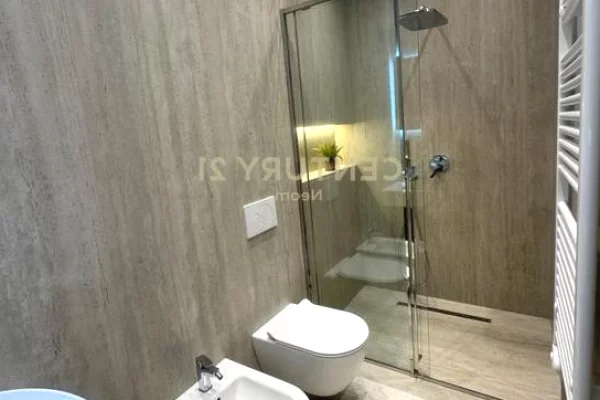 Shtepi me qera 2+1 ne Tirane - 840 Euro