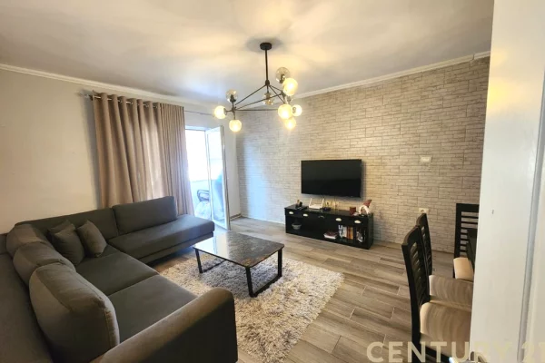 Shtepi me qera Apartament ne Tirane, 1+1, Mobilimi E mobiluar, Pagesa 53,000  Leke.