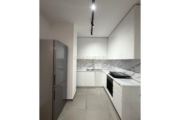 Shtepi me qera Apartament ne Tirane, 1+1, Mobilimi E mobiluar, Pagesa 500  Euro.
