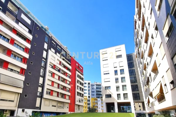 Shtepi me qera Apartament ne Tirane, 3+1, Mobilimi E mobiluar, Pagesa 2,500  Euro.
