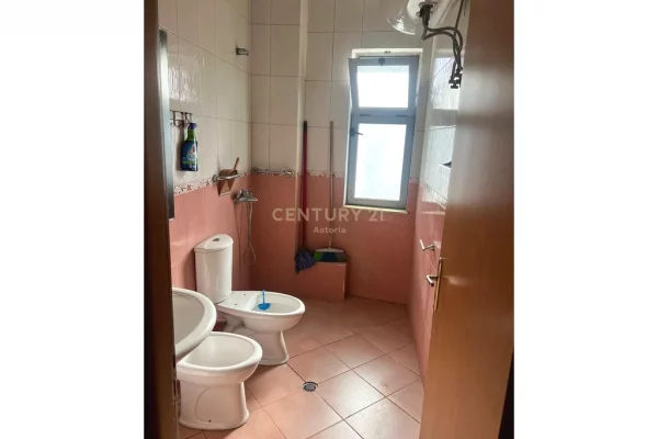 Shtepi me qera Apartament ne Tirane, 1+1, Mobilimi E mobiluar, Pagesa 40,000  Leke.